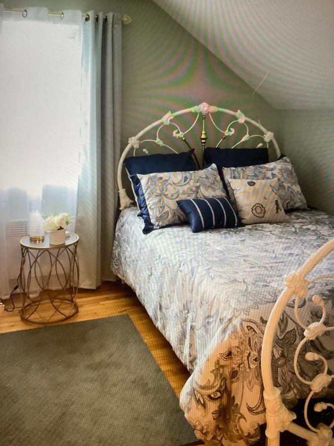 Couette Et Cafe Au Crepuscule Bed and Breakfast La Patrie Eksteriør billede